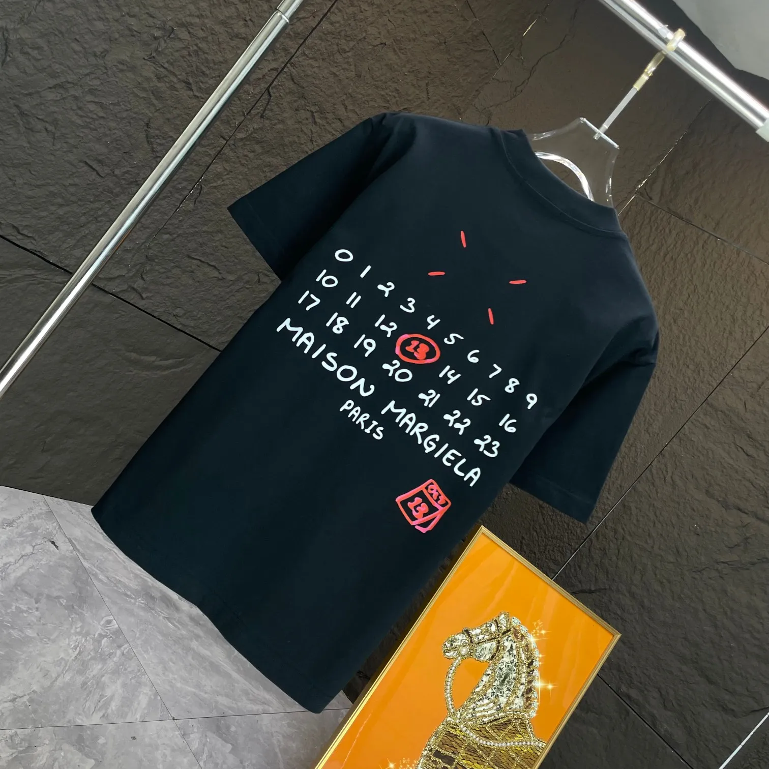 MM 6* * 2025 New Arrival T ：Black White Sizes：S M L XL XXL